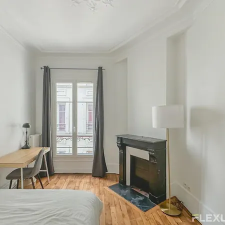 Spacious 3-bedroom In Alesia