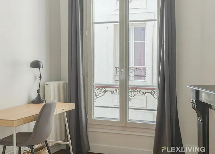 アパート Spacious 4-bedroom In Alesia