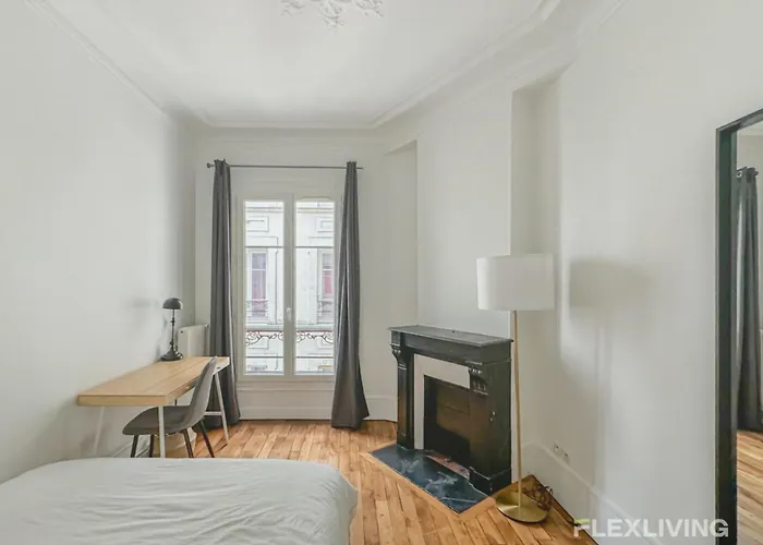 Spacious 4-bedroom In Alesia